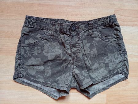Shorts "Blumen" Gr. 146