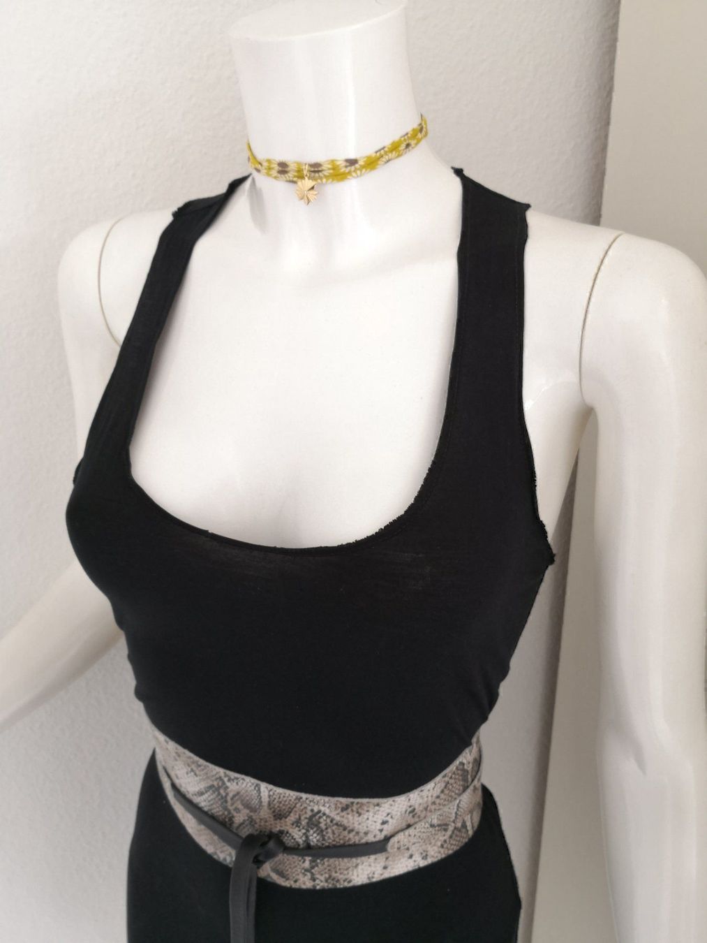 Mango Top: 🤩MANGO TOP SCHWARZ & GUCCI P. – Usato da Olten venduto da Naja-Twins-Twins 3