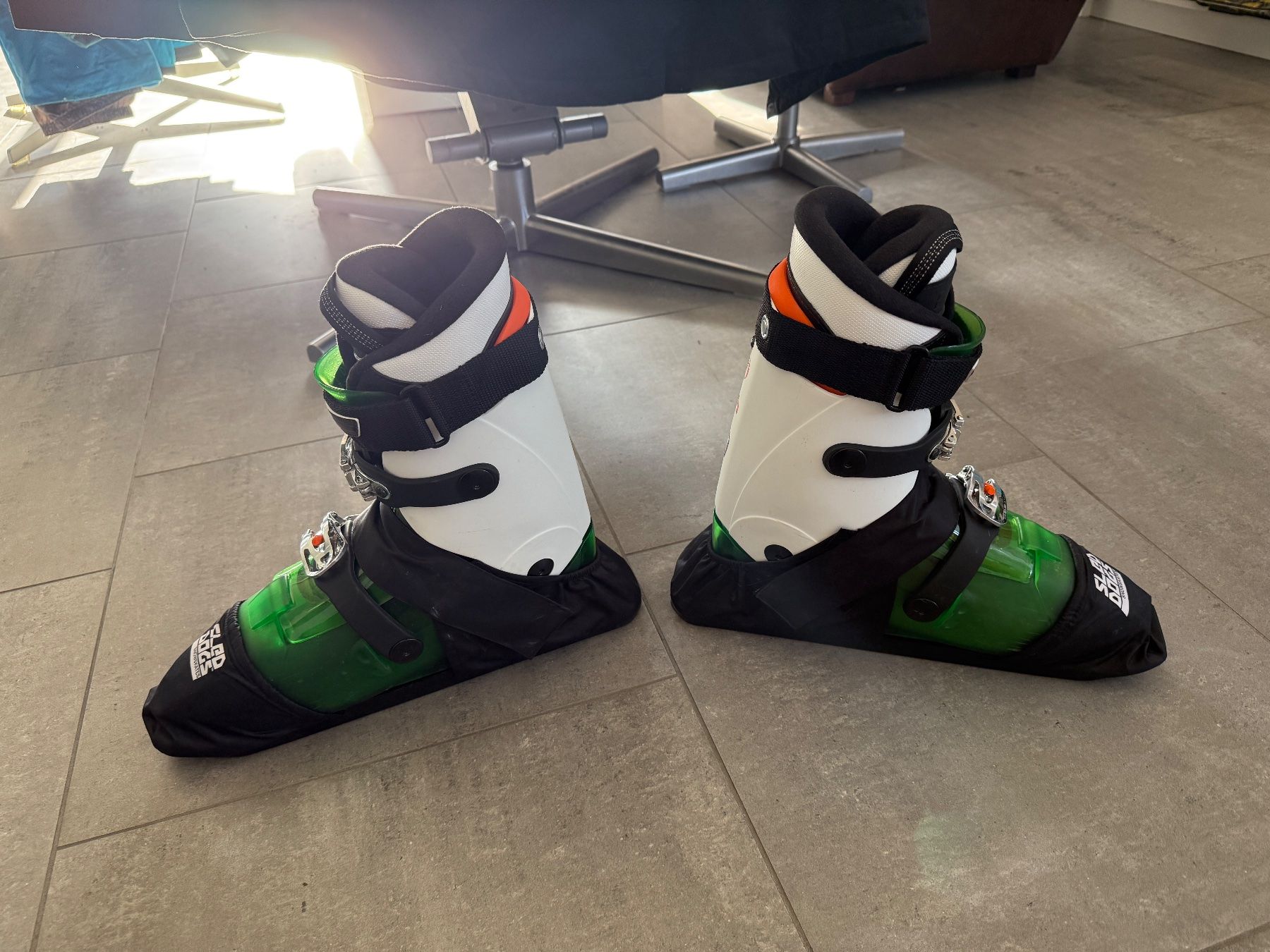 Herrenschuhe: Sled Dog Snowskates Gr. 42.5 – Gebraucht aus Binningen von Sheeep 2