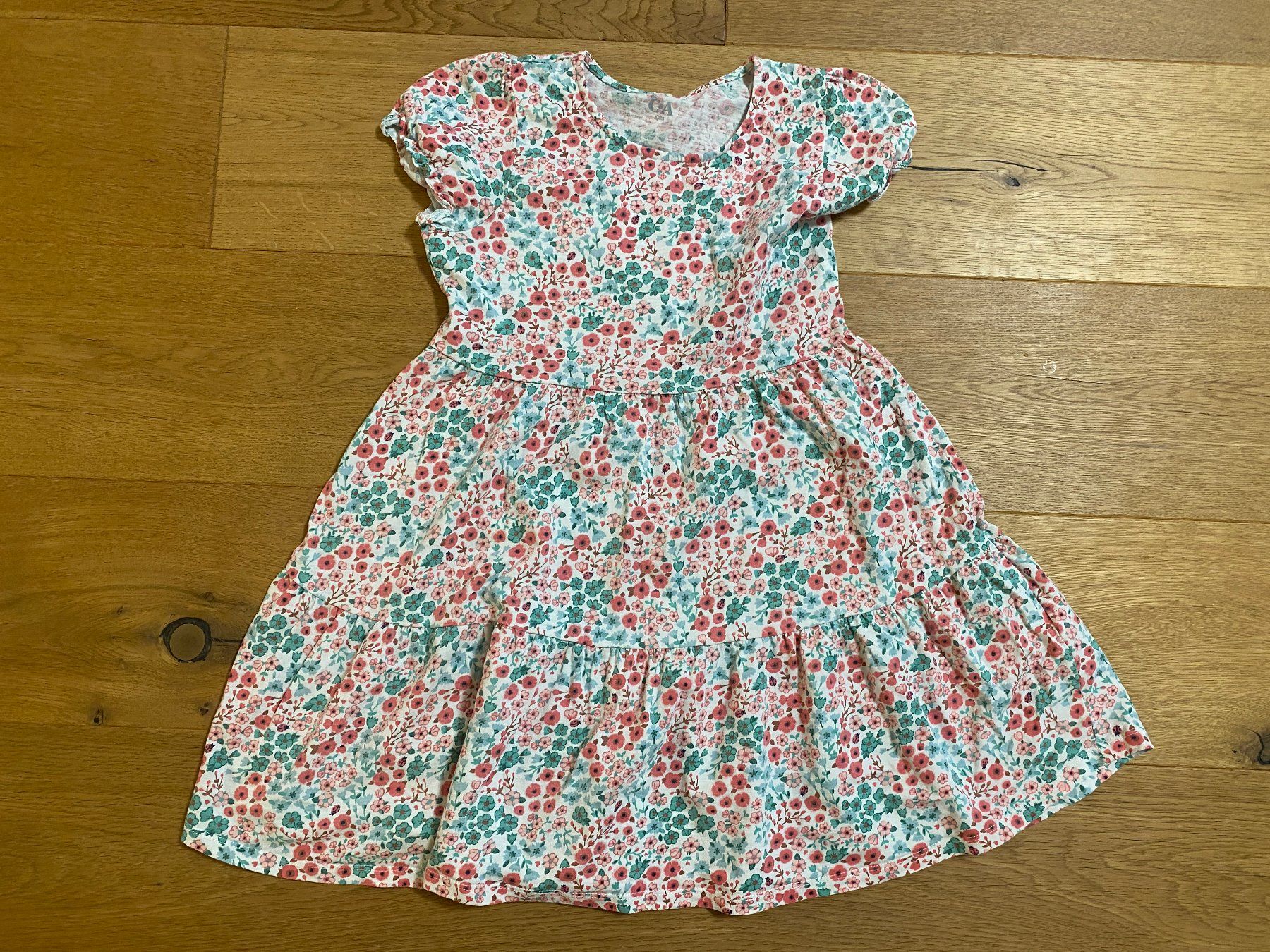 C&A Vestiti & Gonne: Kleid, C&A, Gr. 134 – Usato da Oberkirch LU venduto da HubRen