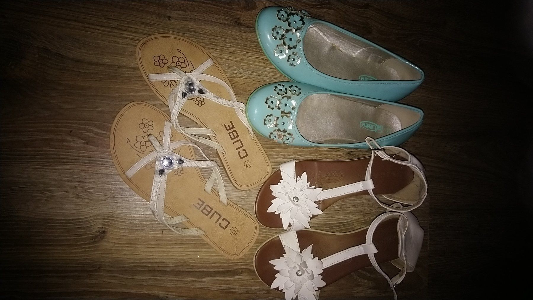 Scarpe da donna: 3 Paar Schuhe gr. 36-37 – Usato da Grossdietwil venduto da GNOM313