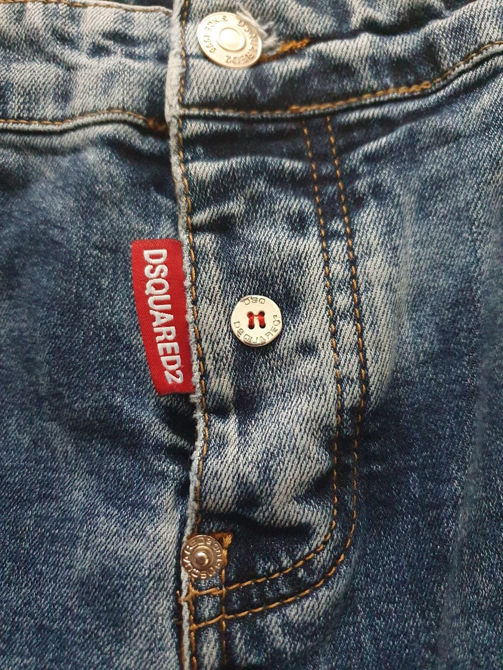 Dsquared2 Jeans: Dsquared2 Jeans, Grösse 36 – D'occasion à Kloten par Hektor44 5