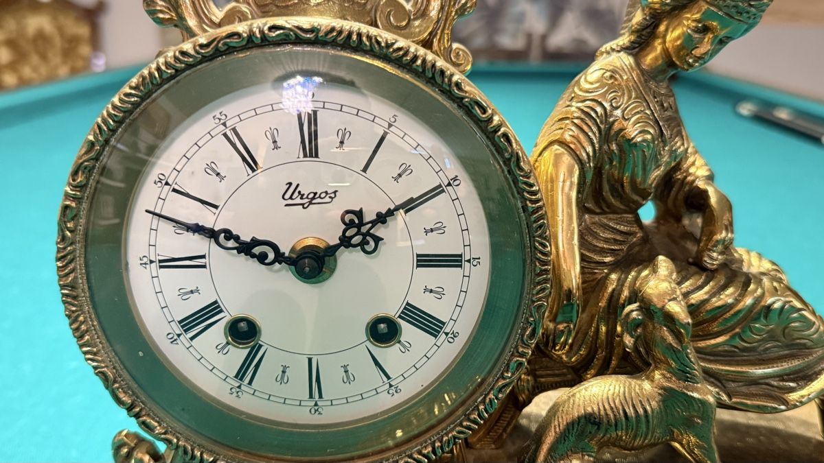 Orologi da terra & Orologi da parete: Eine wunderschöne Uhr von Urgos – Usato da Leutwil venduto da vik_m7dd 1