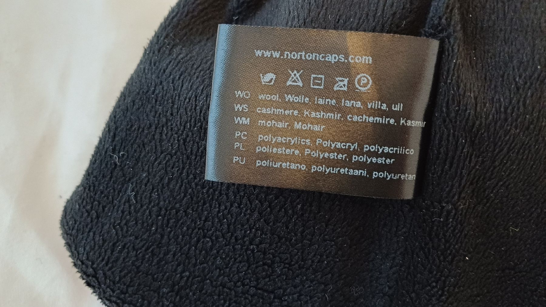 Norton Hüte, Mützen & Caps: Bonnet Norton laine – Gebraucht aus Genève von njia 4