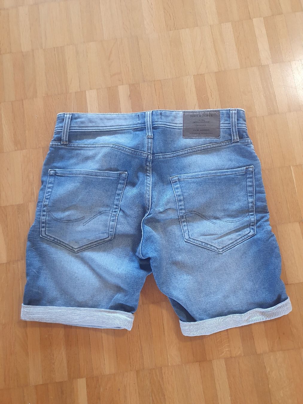 Jack & Jones Jeans: Short Jeans Jack & Jones XS aber Eher S – Usato da Rothenburg venduto da PHSKC 1
