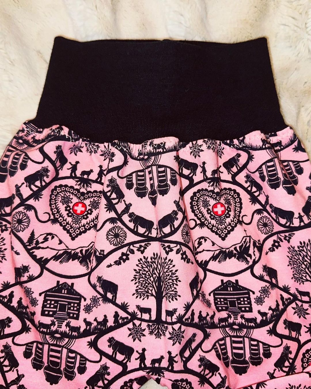Pantaloni: Pumphose Scherenschnitt pink 80/86 – Nuovo (secondo la descrizione) da Attiswil venduto da Velvet81 3