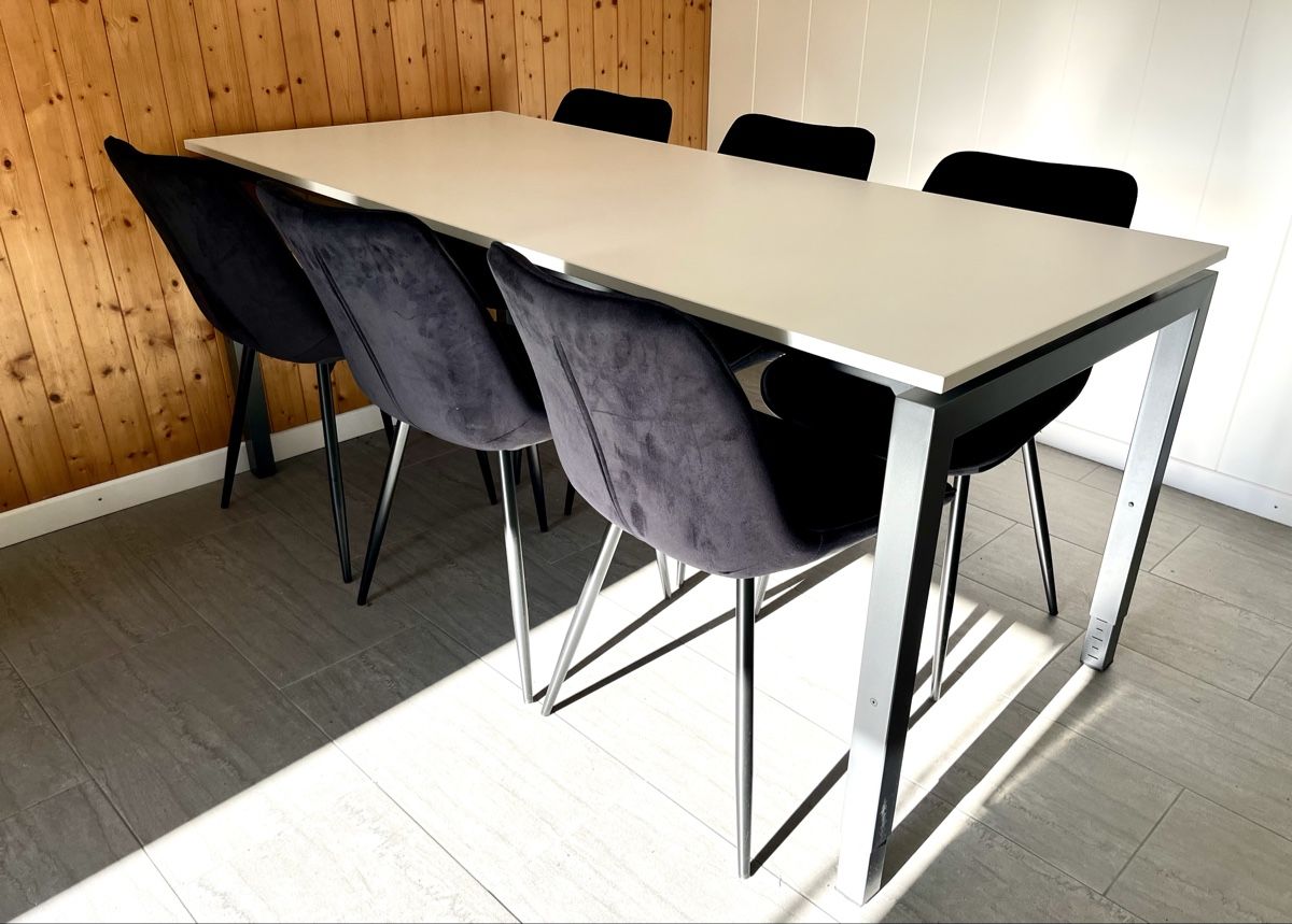 Scrivanie: Bürotisch Grau/Antrazit – Nuovo (secondo la descrizione) da Niederwil AG venduto da Debi_01 1