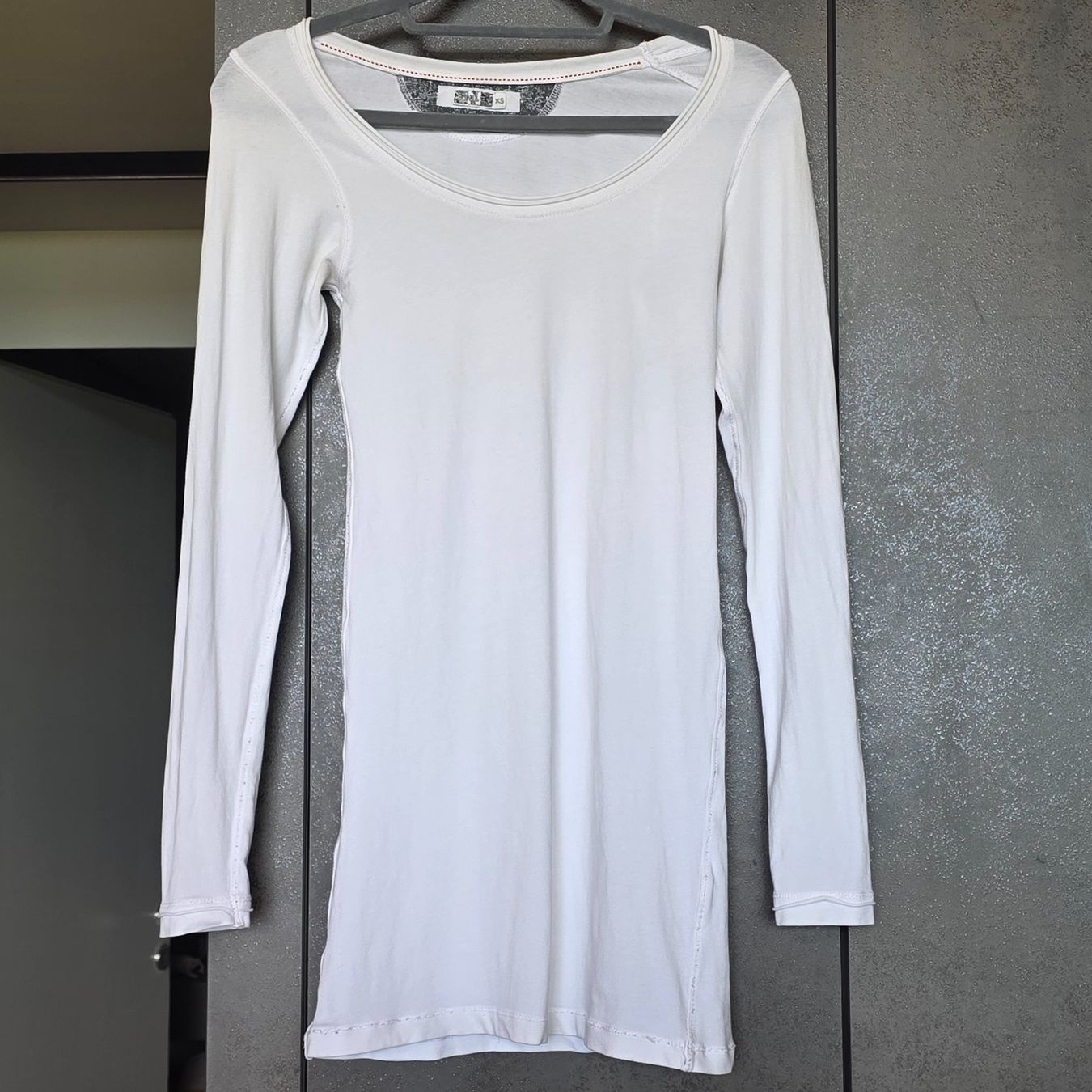 Nile Pulls & Sweat-shirts: 🐸 NILE PULLOVER BASIC XS ROLLBÜNDCHEN WEISS – D'occasion à Môtier (Vully) par Frogs