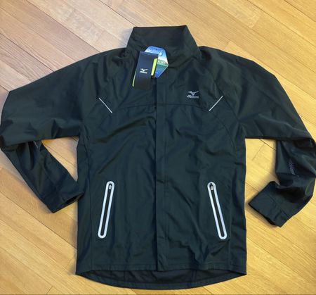 Mizuno Laufjacke, neu, Grösse M, ideal für Herbst und Winter