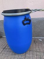 Fusti con coperchio