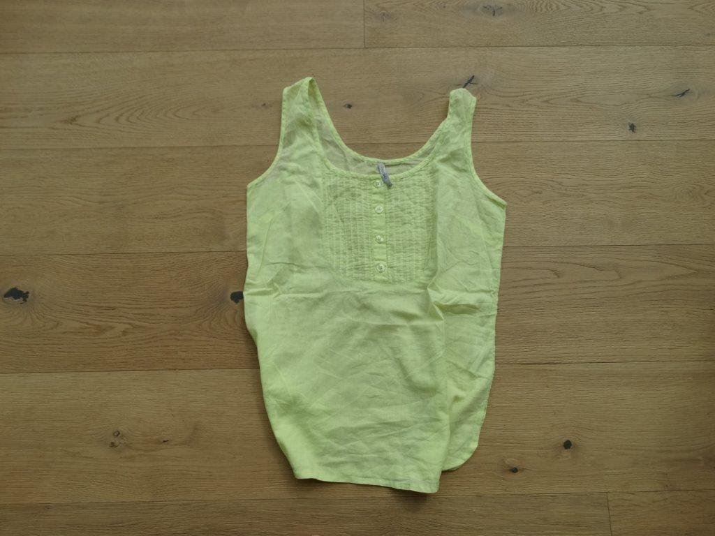 Blouses, T-shirts & Tops: grüne Bluse von Chicoree – D'occasion à Abtwil SG par brigittep