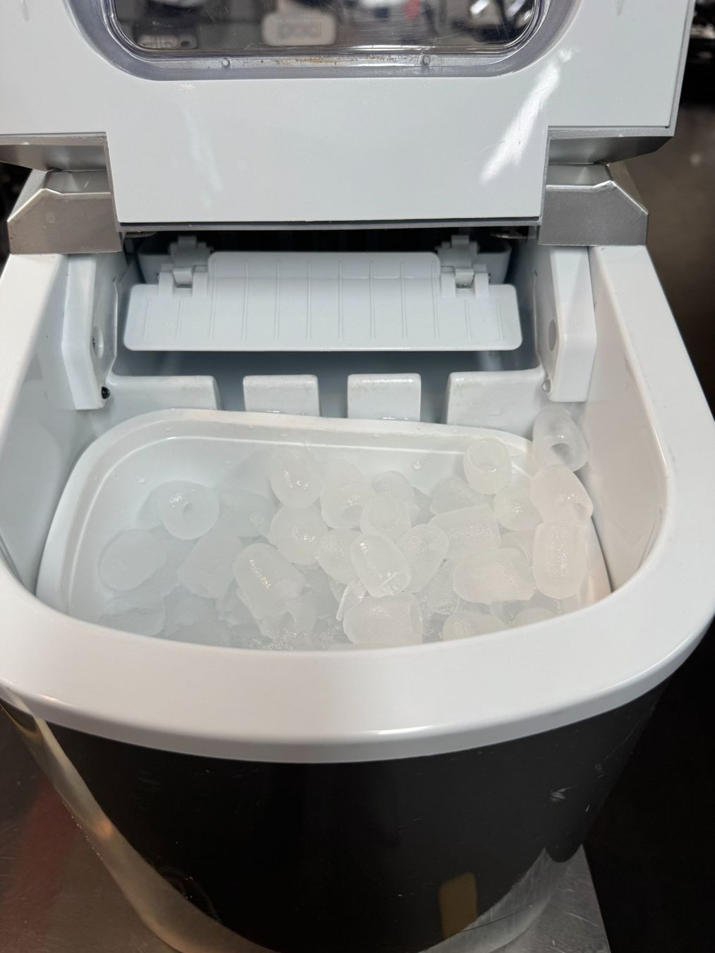 Appareils de cuisine: Novamatic Eismaschine – D'occasion à Zürich par Velofabrik01 1