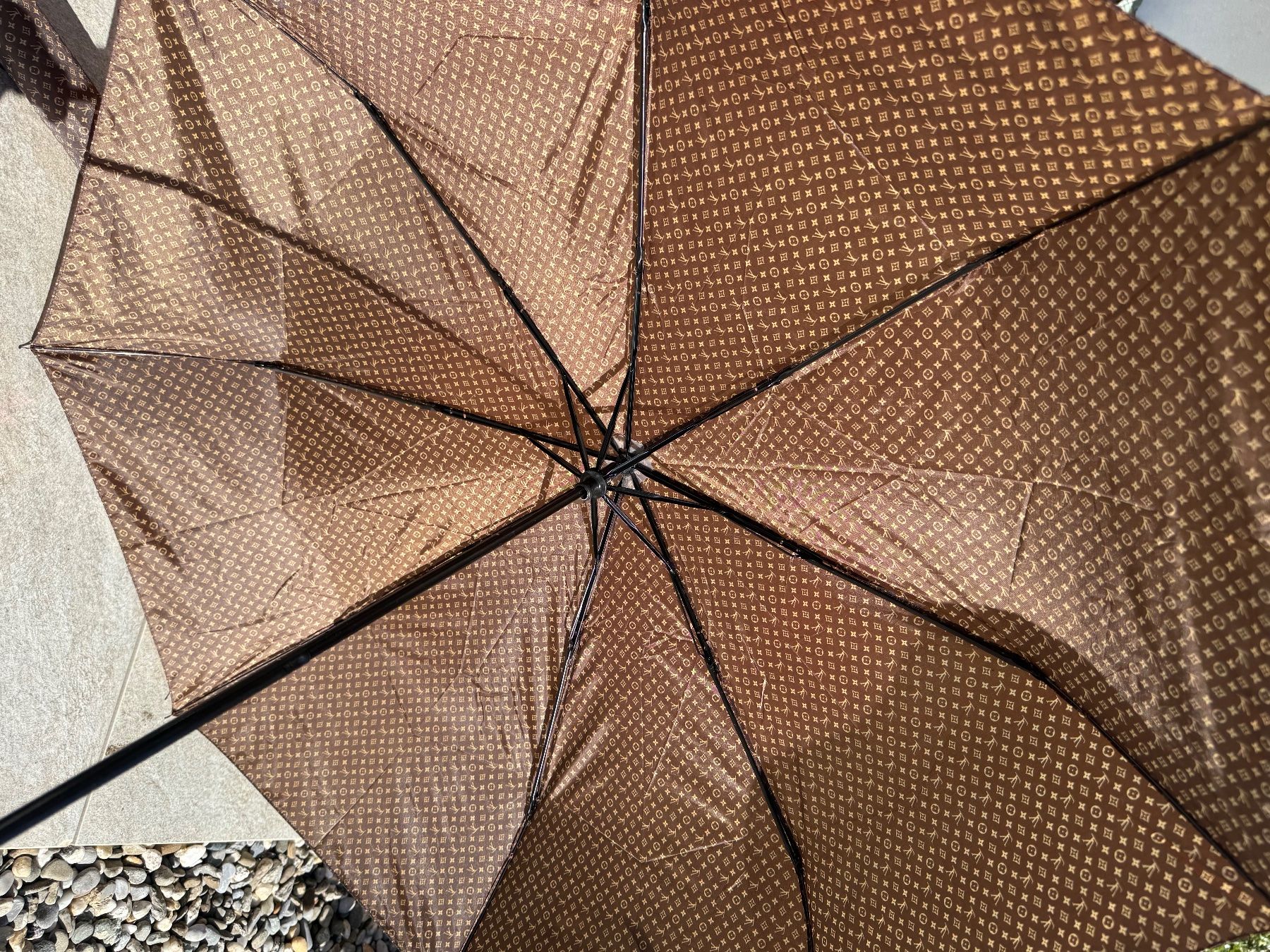 Regenschirme: Louis Vuitton Regenschirm - Knirps – Gebraucht aus Buchs SG von ema_j65m 2