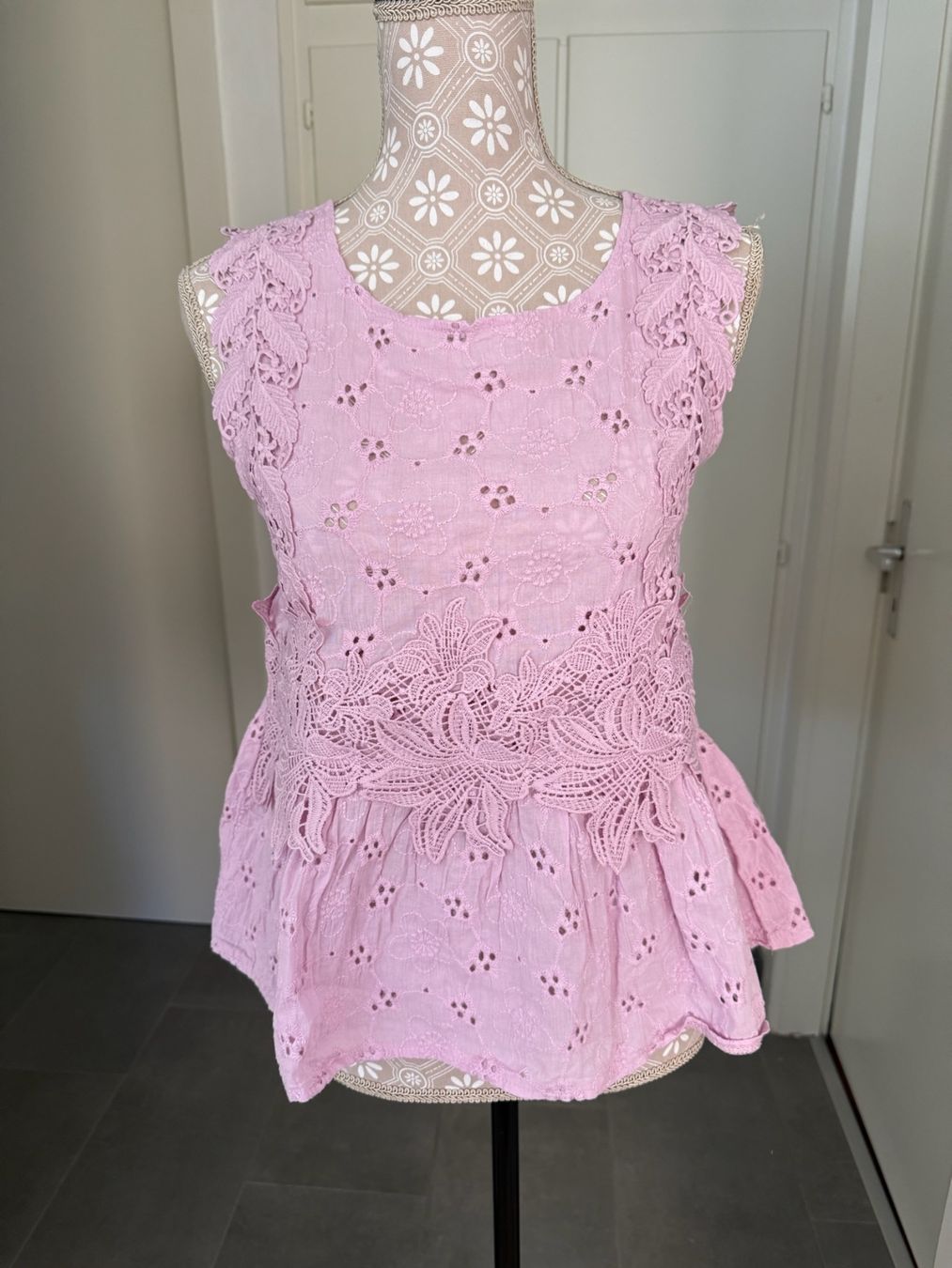 Top: Top - S – Usato da Sion venduto da accroshoes