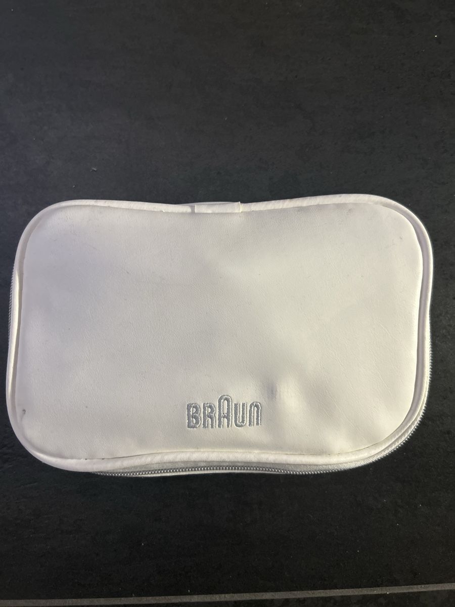Braun Epilatori: Braun Silk-epil 7 epilator with accessories and case – Usato da Muttenz venduto da nadciv 2