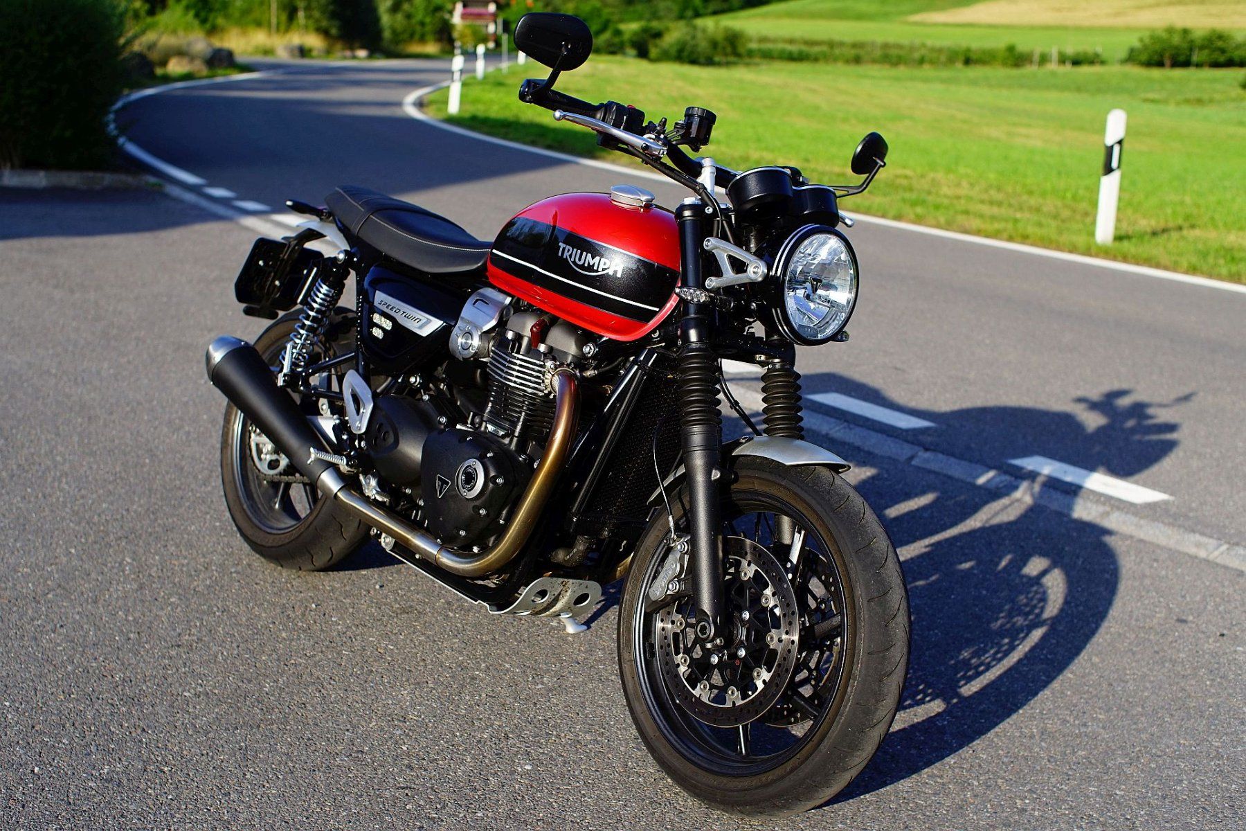 Triumph Strada: Triumph Speed Twin 1200 – Usato da Baar venduto da Md2 2