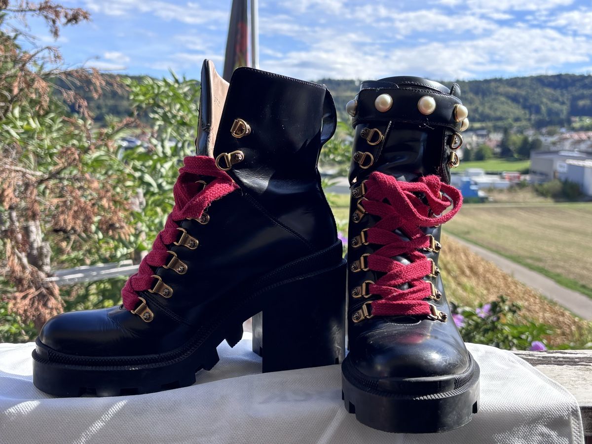 Gucci Scarpe da donna: Gucci Stiefeletten  – Nuovo (secondo la descrizione) da Walterswil SO venduto da Sunshineyupi 1