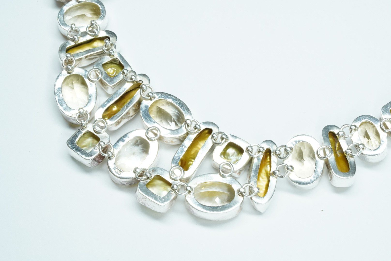 Catenine: Silbercollier mit Citrinen und Perlmutt – Usato da Bülach venduto da Re-Jewelled 3