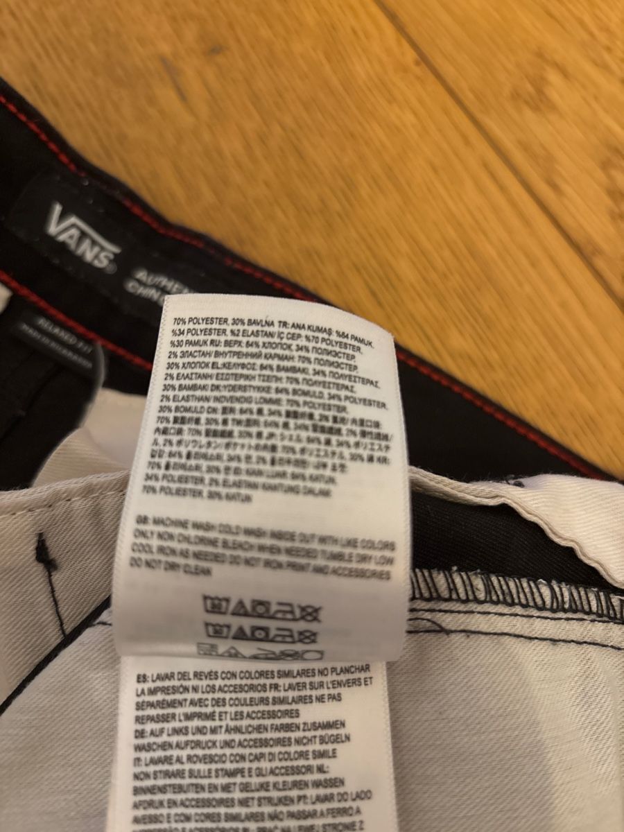 Vans Hosen: Short Vans noir, taille 30 – Neu (gemäss Beschreibung) aus St-Légier-Chiésaz von smet04 5
