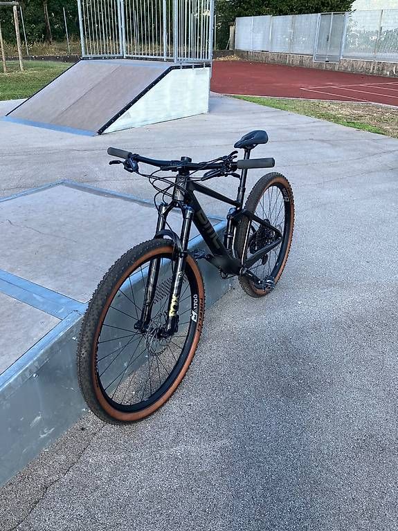 Velos: Fourstroke 01 LT TWO – Gebraucht aus Mendrisio von elf_7fnq 2