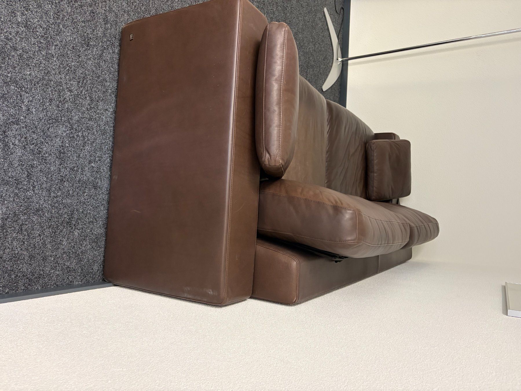 Rolf Benz Sofas: Ledersofa von Rolf Benz – D'occasion à Gelterkinden par Tac100 1