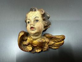 Putto mit sehr schöne Patina, Holz  Schöner Zustand