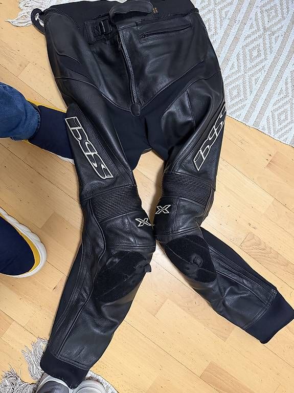 Pantaloni: Motorradhose  – Usato da Luzern venduto da Goran.1