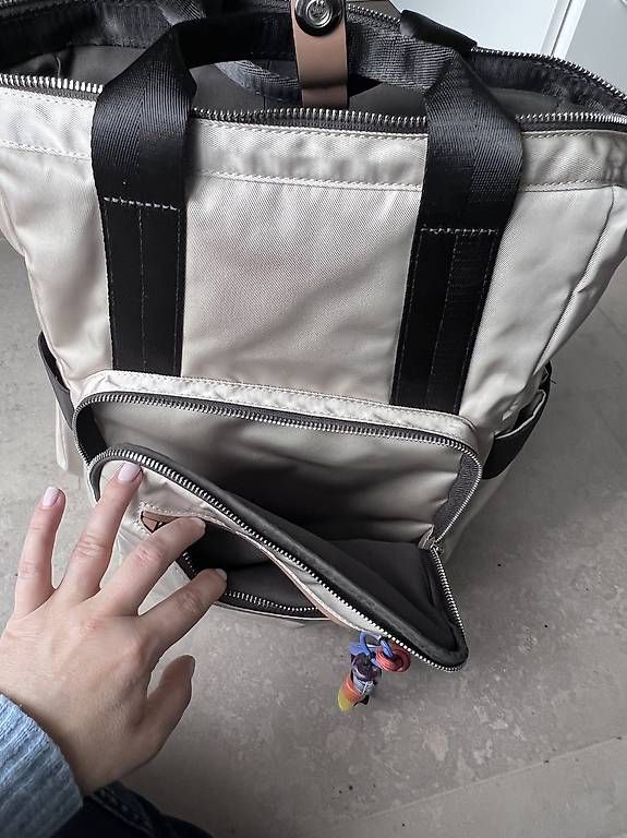 Zaini: Laptop Rucksack Beige – Usato da Zürich venduto da Andreiinha 4