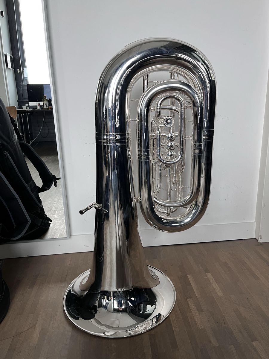 Instruments de musique: C Tuba B&S 3198 (PT-6P – D'occasion à Schüpfheim par NoGu2802