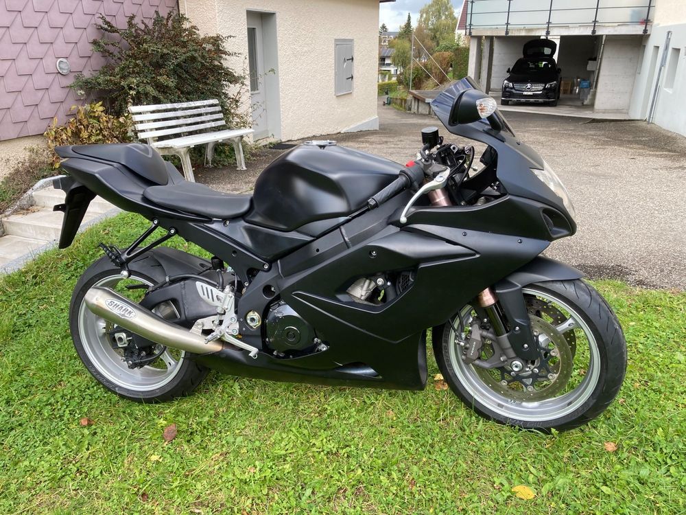 Suzuki Strada: Suzuki gsx-r 1000 ab mfk – Usato da St.Gallen venduto da niki112 3