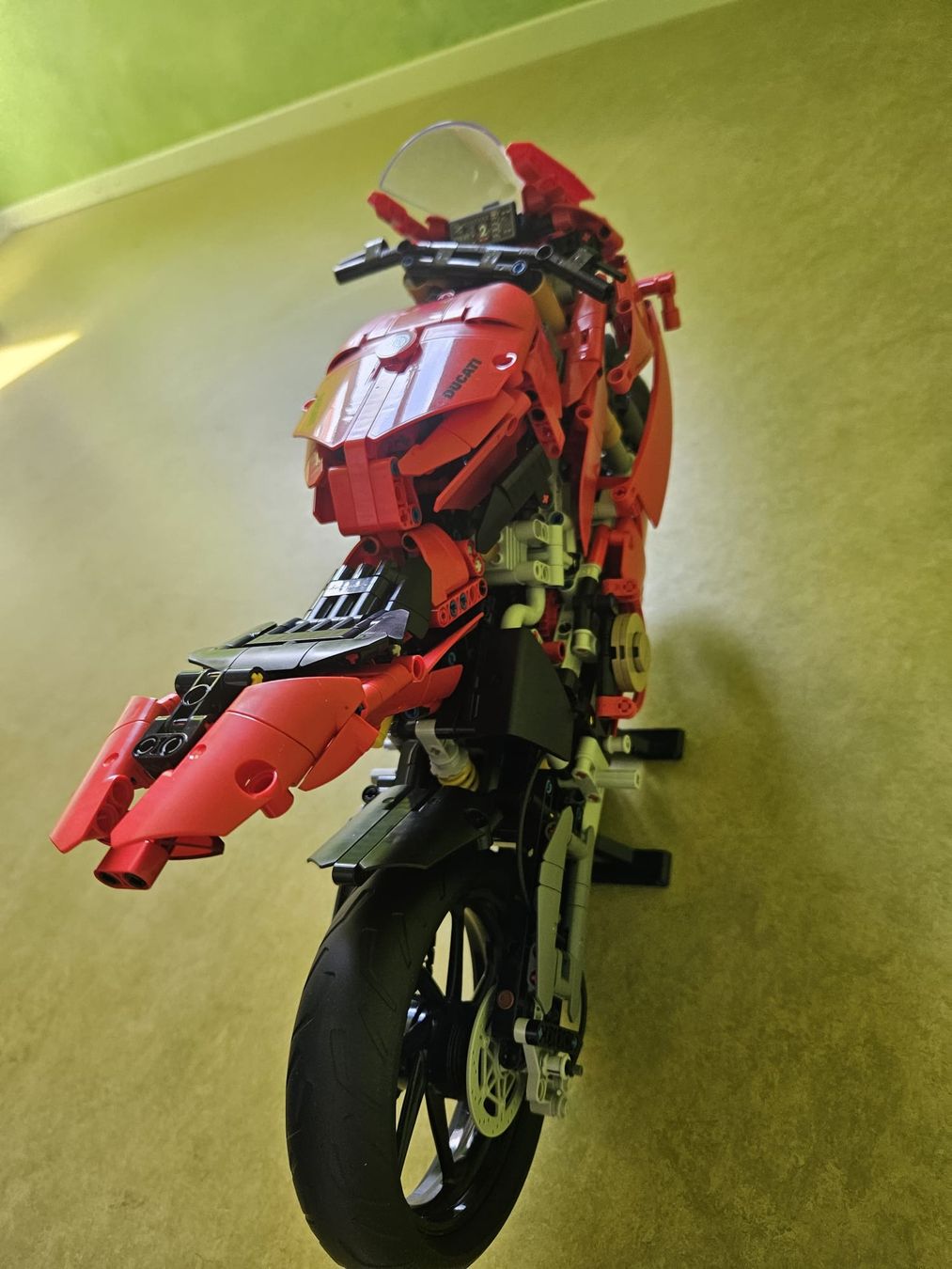 Lego Baukästen: Lego Technic Ducati Motorrad 42107 – Gebraucht aus Zell Zh von Flexomat 1
