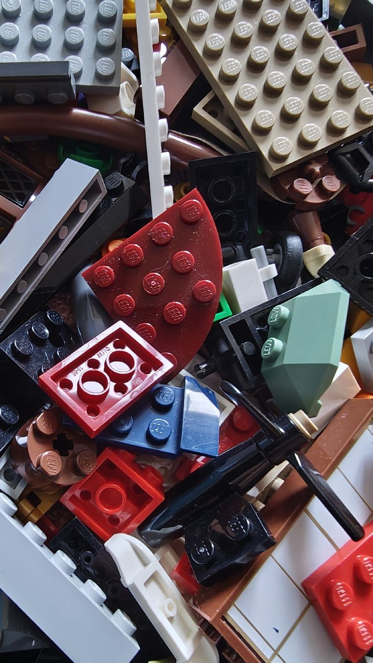 Lego Jouets: Lego Mix ca 1,4 Kilo mit grosser Platte – D'occasion à Effretikon par Superkarin7 4