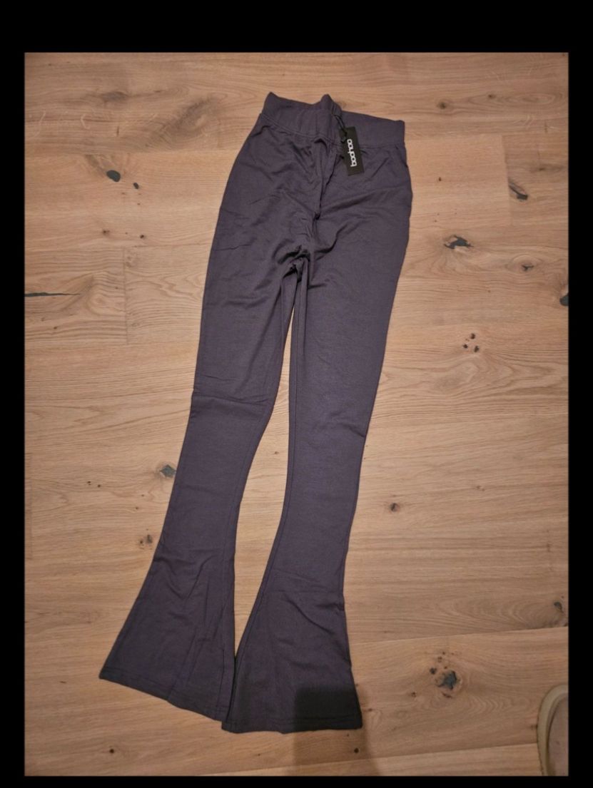 Leggings: ausgestellte Leggins – Usato da Jegenstorf venduto da vanisaem 3