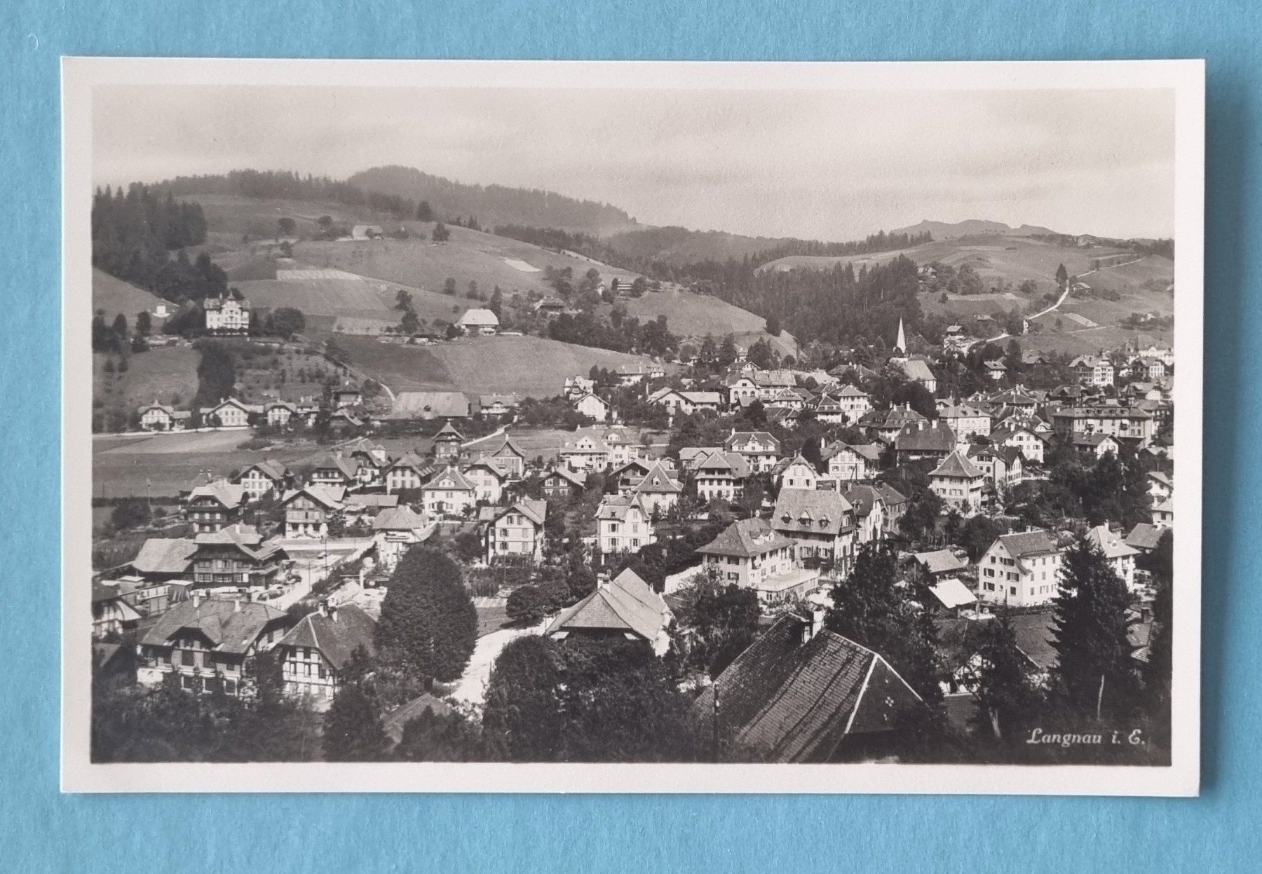 Cartoline postali: Langnau im Emmental - Dorfansicht – Usato da Rothrist venduto da RROENK