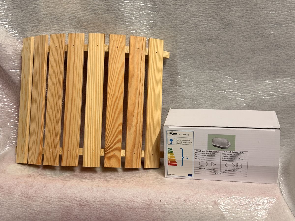 Sauna & Accessori: Neue Saunaleuchte mit Holzblende – Nuovo e nell'imballaggio originale da Schaffhausen venduto da Resell_SH 1
