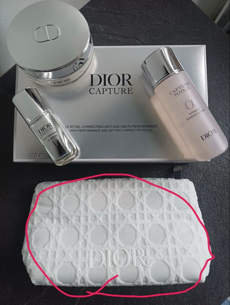 Borse: White DIOR Cosmetic Bag terry fabric – Nuovo e nell'imballaggio originale da Chur venduto da Madeys 2