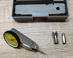 Comparateur à levier 0.01mm (neuf)