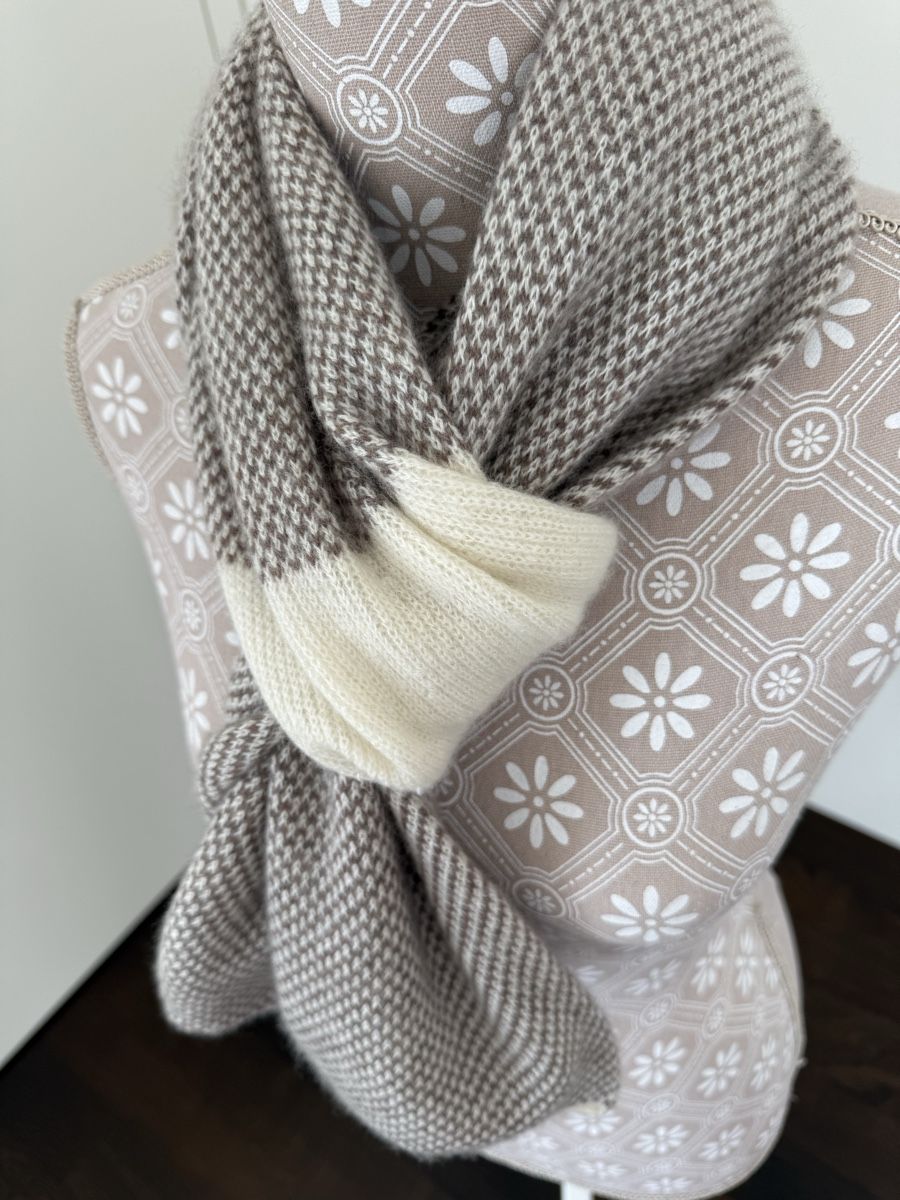 Foulard & Sciarpe: Riviera Schal – Usato da Balzers venduto da Lissi57 7