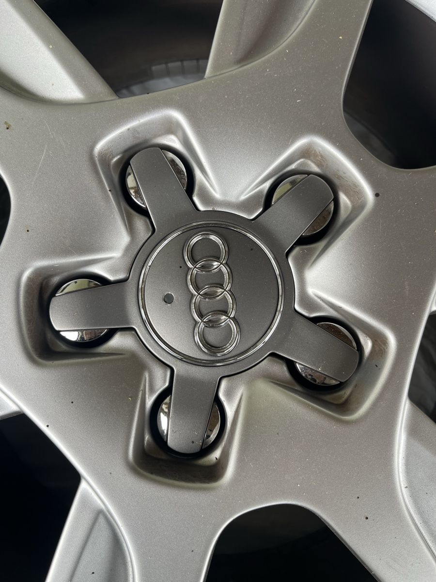 Pneumatici & Ruote complete: Sommerräder mit Audifelgen – Usato da Mitlödi venduto da jah_v88n 1
