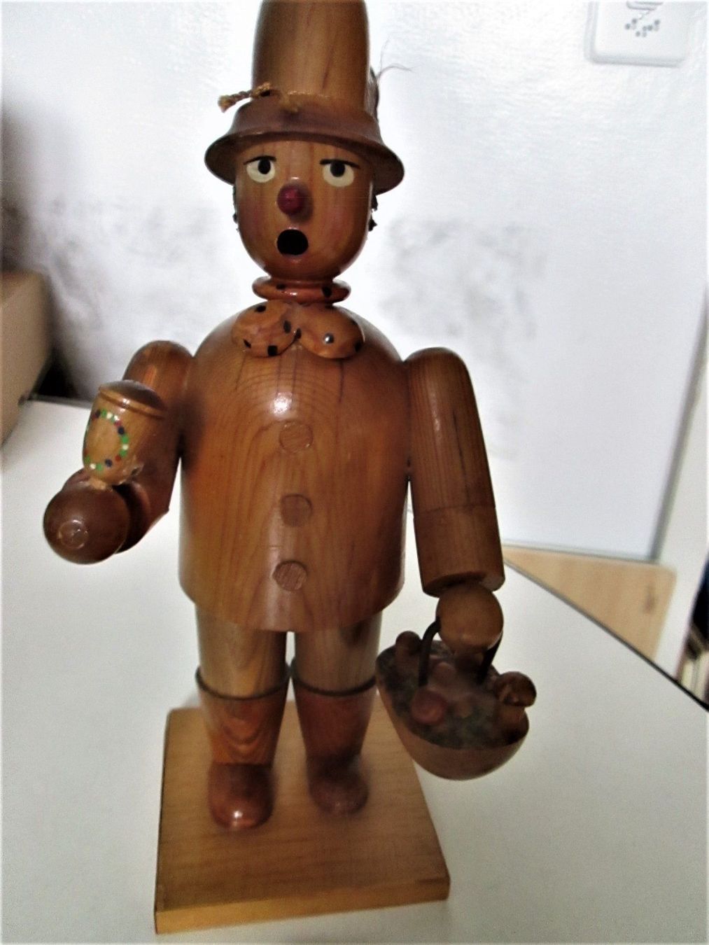 Figurines: Kleiner Holzmann. Räucherstäbchenhalter – D'occasion à Sementina par babucia 7