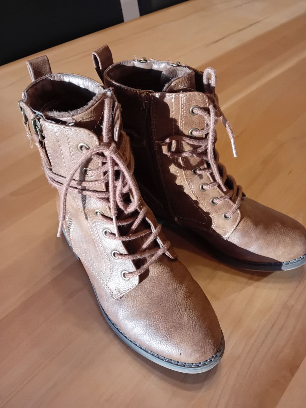 Damenschuhe: Winterstiefel – Gebraucht aus Krauchthal von Nati_H