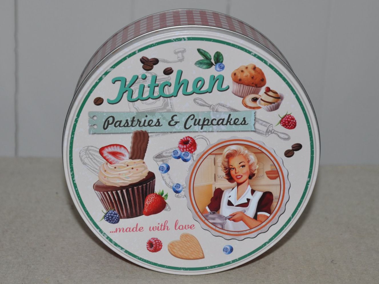 Contenitori & Simili: Blechdose Güetzidose "Kitchen Pastries & Cupcakes", Retro – Usato da Boll venduto da Theodora15 2