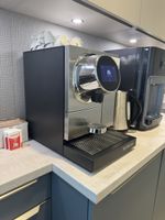 Nespresso Momento 100 Coffee Machine 