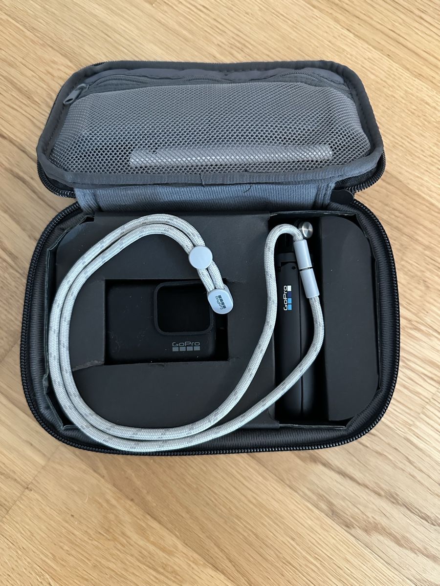 Gopro Action Cam: GoPro HERO 7 BLACK Actioncam – D'occasion à Cham par Dave2106 2