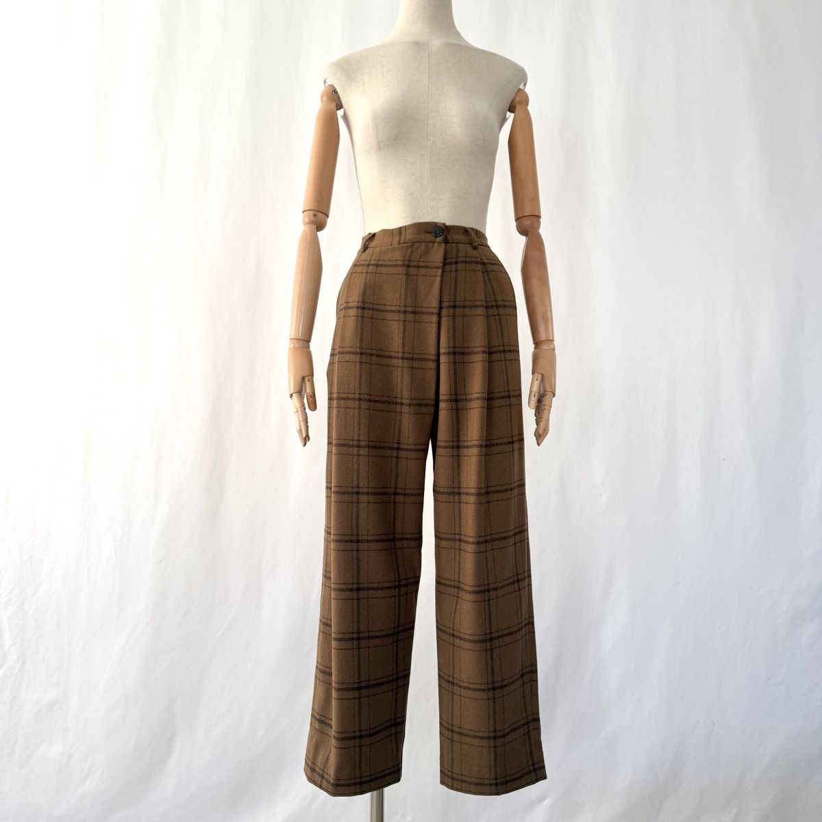 Pantaloni: POMANDERE Wool Trousers – Nuovo (secondo la descrizione) da Emmen venduto da Colette-Juliette