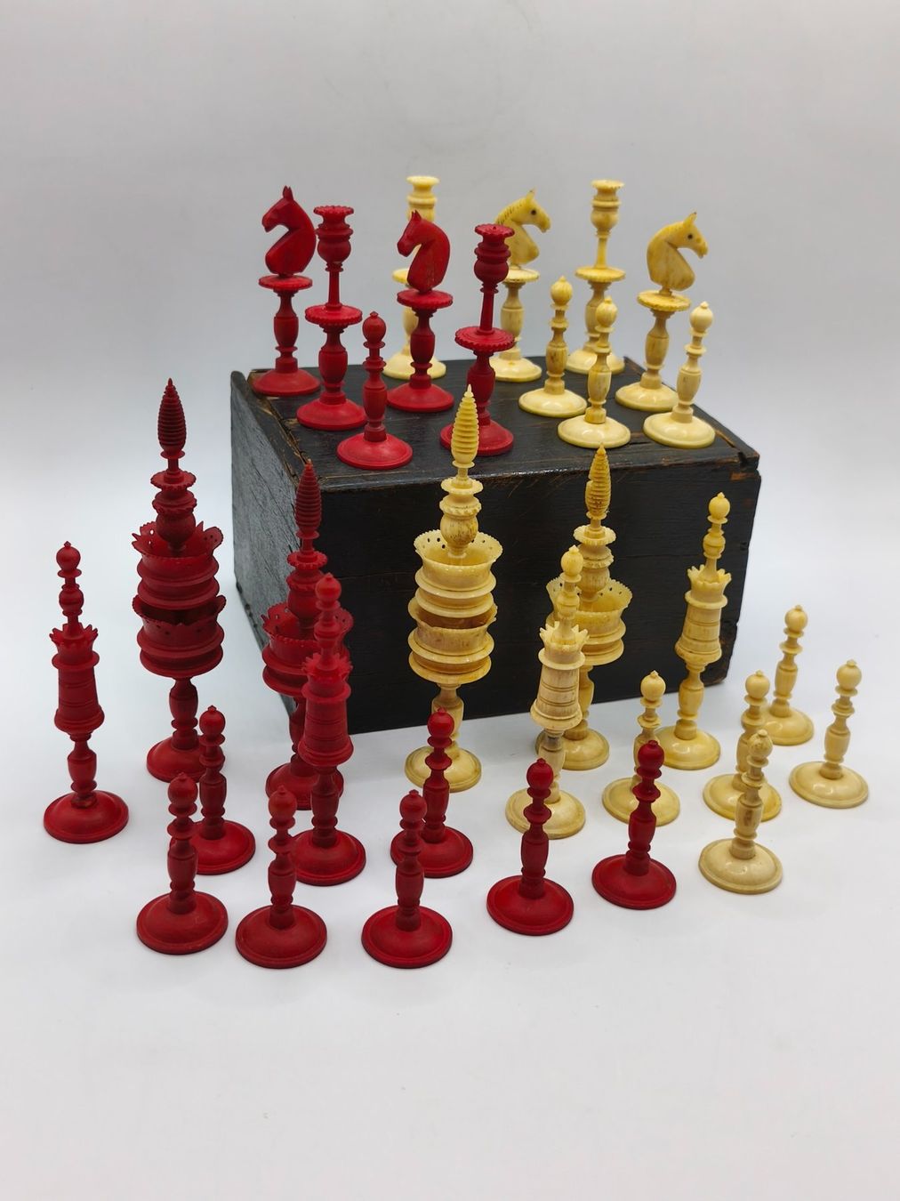 Giochi: "Selenus-Stil" Schachfiguren 1875 mit Widmung – Usato da Wettingen venduto da DaHa90