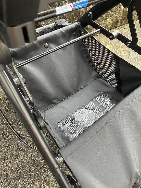 Hartan Poussette: Hartan Kinderwagen inkl. Babywanne – D'occasion à Wädenswil par anjalehna 3