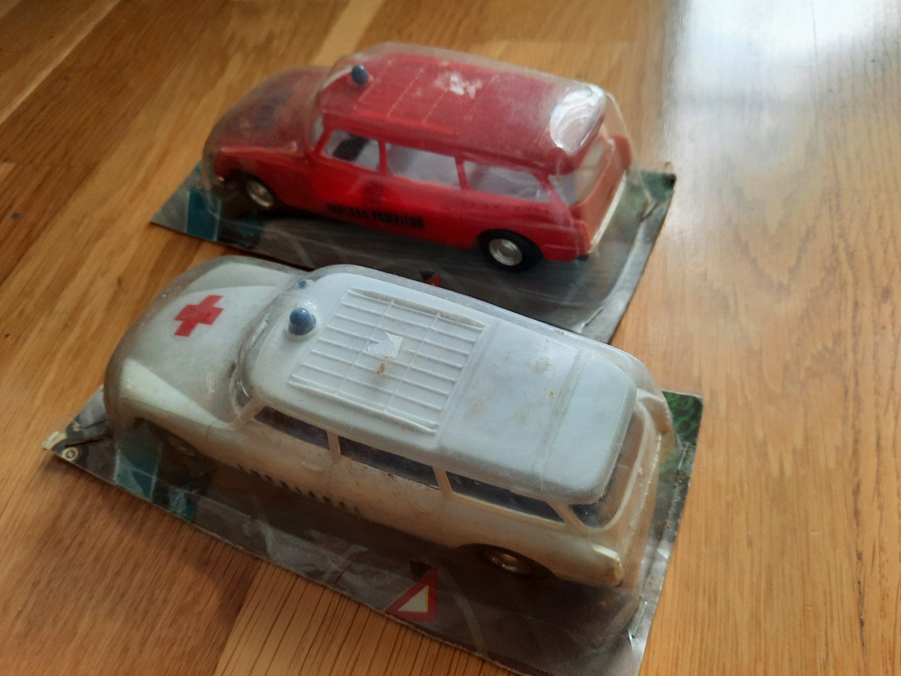 Citroën Modellini d'auto: Citroen DS Break, Modelle 1:32 – Usato da Luzern venduto da Namruk01 1