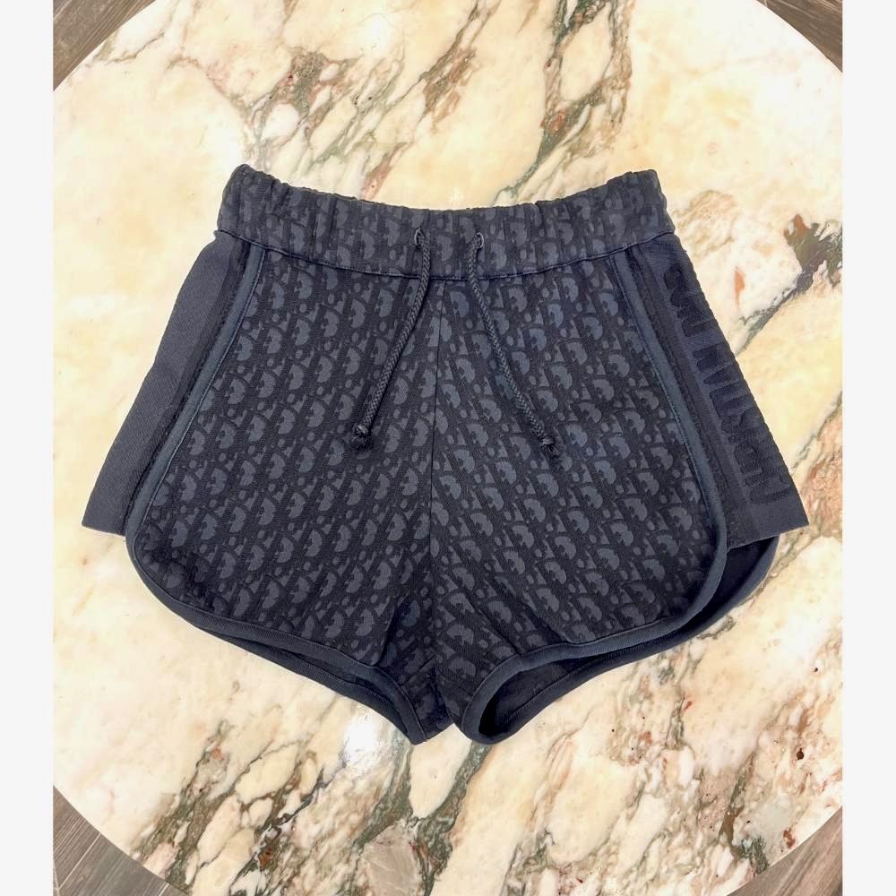 Dior Pantaloni: Dior Mini Shorts Schwarz Gr. XS – Nuovo (secondo la descrizione) da Zürich venduto da NNK28