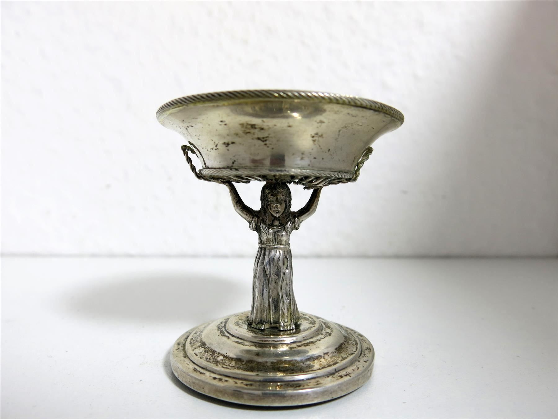 Piatti di portata: Antike Schale aus Silber um 1750 – Usato da Basel venduto da Tiabeanie